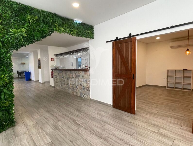 Restaurante Moderno Sines - wc, equipado, cozinha, montra