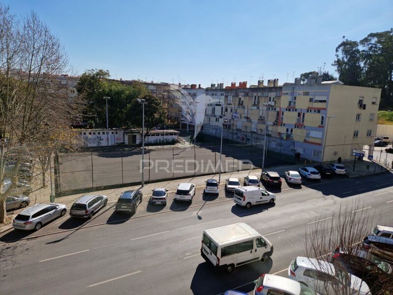 Apartamento T3 Odivelas - 3º andar