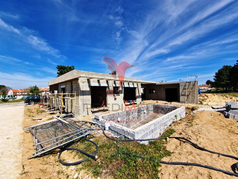 Casa/Vivenda V4 Setúbal para vender