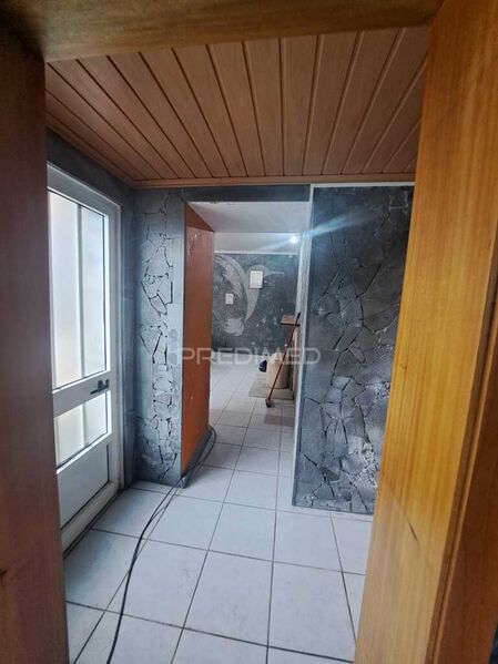 Moradia V3 Térrea para recuperar Santa Bárbara Angra do Heroísmo - bbq, lareira