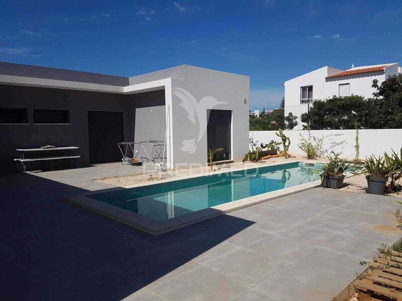 House V3 Single storey Portimão - swimming pool, backyard, garage