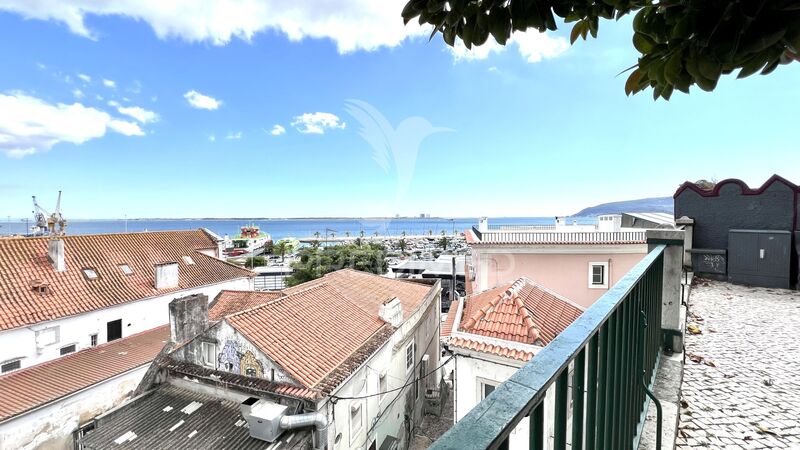 Apartamentos zona histórica T5 São Sebastião Setúbal - localização privilegiada, fácil acesso, terraço