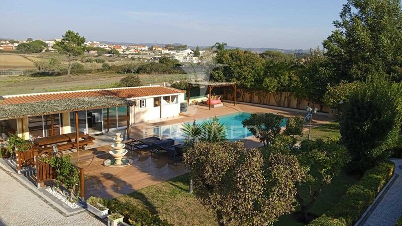 Quinta V3 Sintra - garagem, terraço, água, furo, equipada, sauna, jardim, marquise, piscina