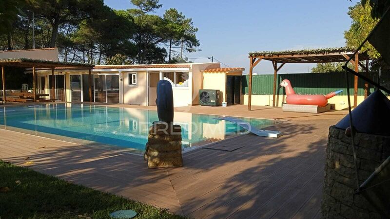 Quinta V3 com moradia Sintra - sauna, rega automática, água, furo, garagem, equipada, terraço, jardim, marquise, piscina