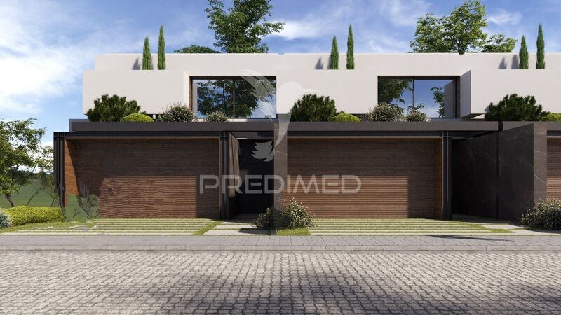 House V3 Negrelos (São Tomé) Santo Tirso - solar panels, gated community, air conditioning, garage, automatic gate