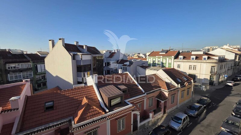 Apartamento T2 Avenidas Novas Lisboa - varandas