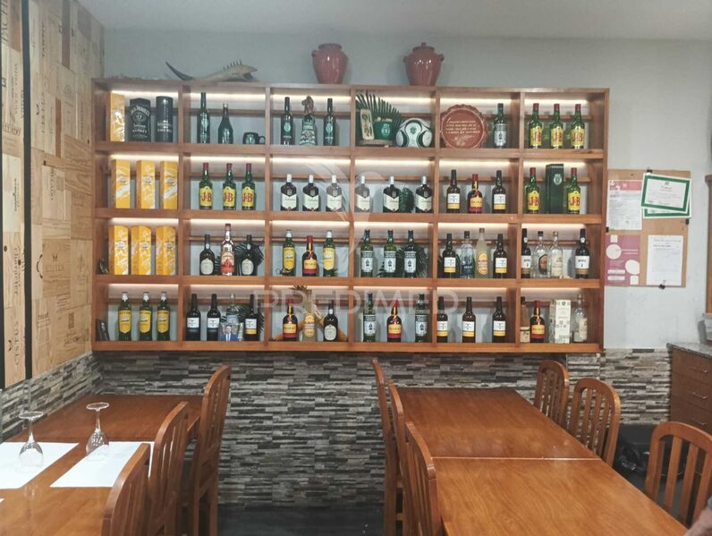 Restaurante Equipado bem localizado Milheirós Maia - mobilado, wc, esplanada