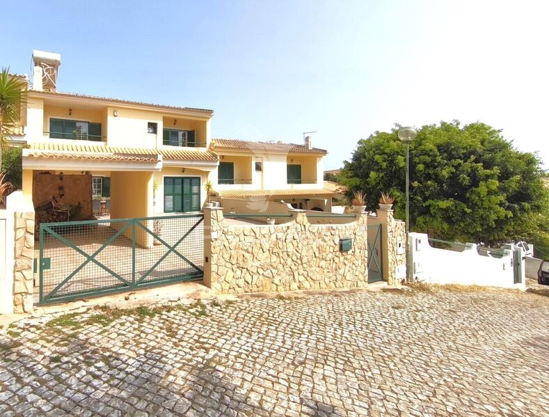 House V2 excellent condition Albufeira - barbecue