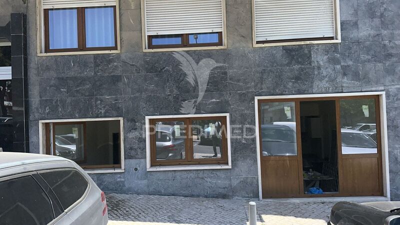 Apartment T2 Benfica Lisboa - garden, great location, kitchen