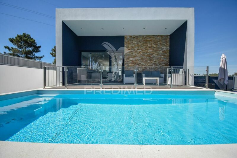 House 3 bedrooms Isolated Castelo (Sesimbra) - swimming pool, garden, garage