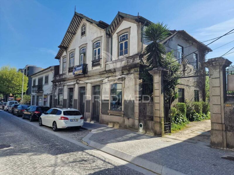 House Old 4 bedrooms Caldelas Guimarães