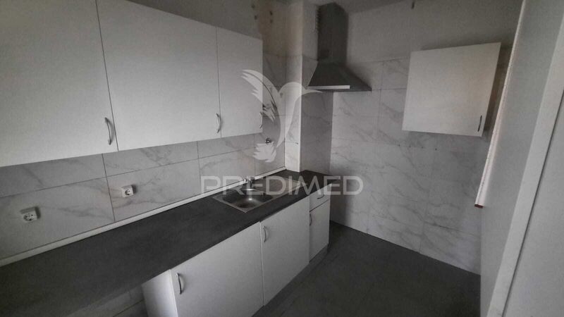 Apartment 2 bedrooms in a central area Gondomar - lots of natural light, balcony