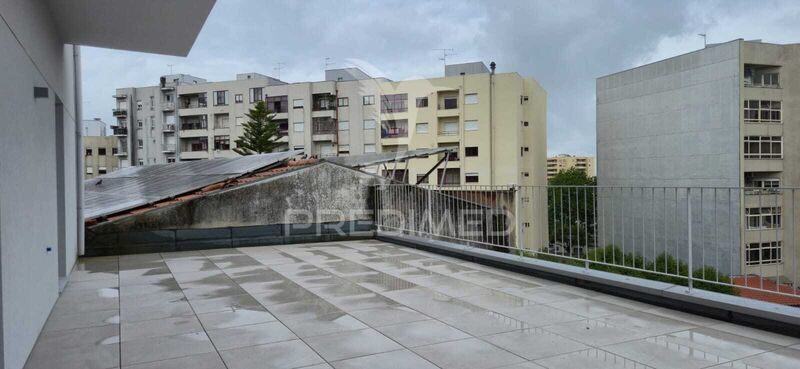 Apartamento novo T2 São Vicente Braga - terraço, lugar de garagem, isolamento térmico, equipado, ar condicionado