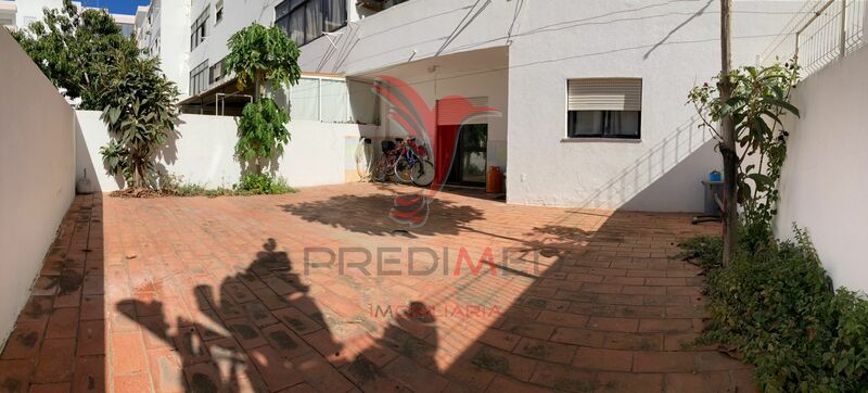 Apartment 3 bedrooms in good condition Olhão - equipped, fireplace, terrace, furnished