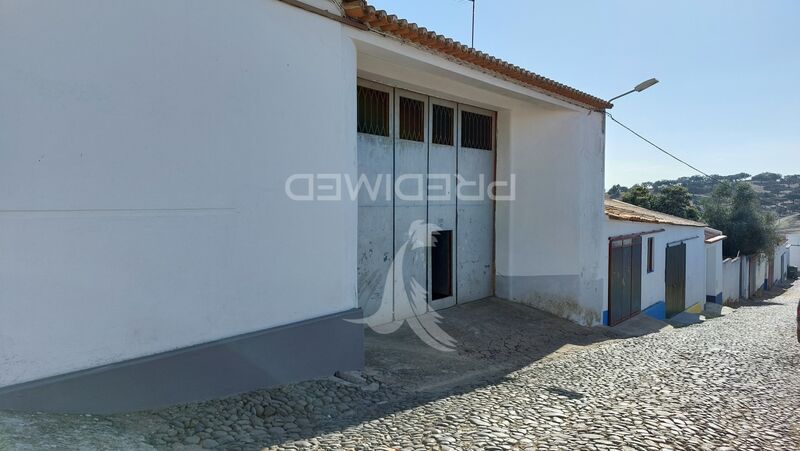Warehouse with 137sqm Beja - easy access