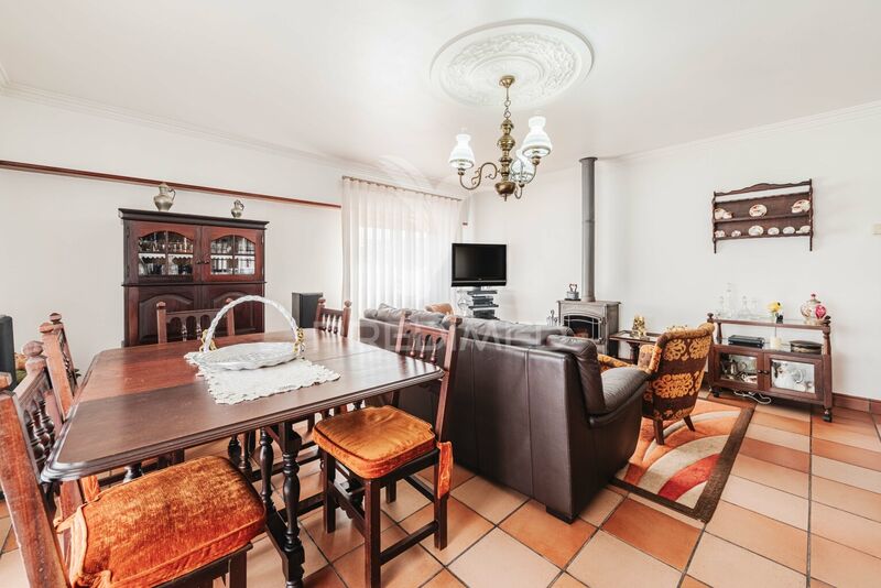 Apartment excellent condition 4 bedrooms Sintra - store room