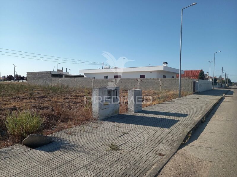 Plot of land new with 708.84sqm Abrantes