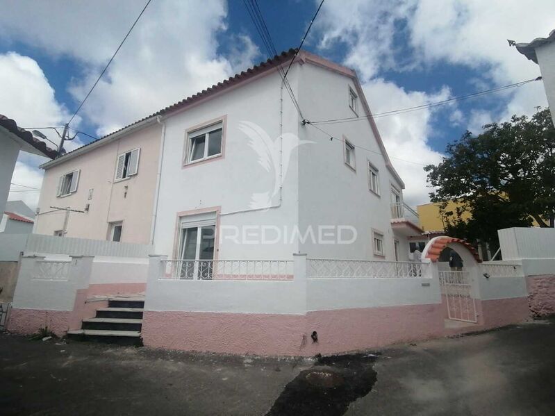 House 3 bedrooms Modern Sintra - attic, balcony, garden, barbecue, fireplace