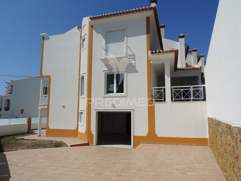 House 3 bedrooms new Ericeira Mafra - fireplace, terrace, gardens, garage, air conditioning, equipped kitchen, barbecue, equipped, sea view