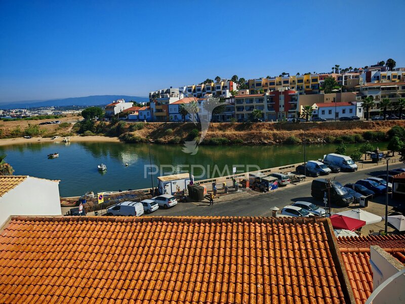 Moradia Remodelada no centro V1 Ferragudo Lagoa (Algarve) - varandas, arrecadação