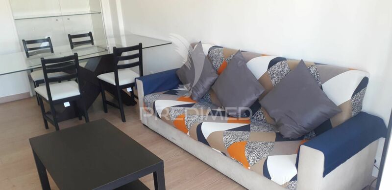 Apartment T2 Lumiar Lisboa - ,