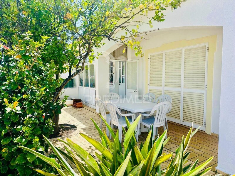 House 5 bedrooms Alvor Portimão - equipped, garage, double glazing, terrace, parking lot, fireplace, garden, store room
