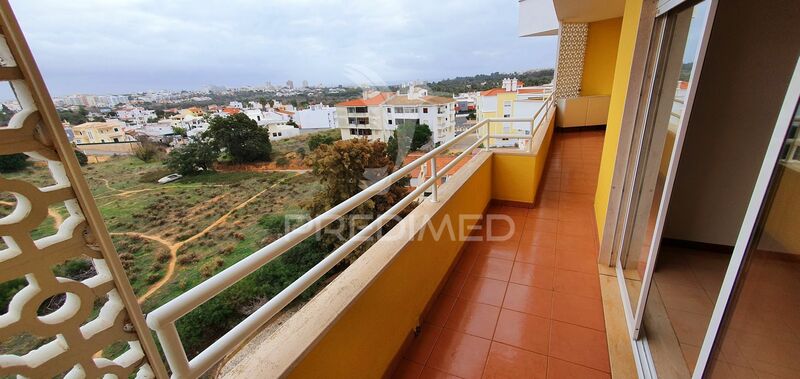 Apartment sea view T1 Portimão - swimming pool, sea view, kitchen, balcony, garage, 5th floor