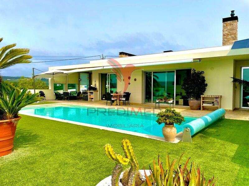 House V4 Cela Alcobaça - terrace, garage, balcony, air conditioning, automatic irrigation system, equipped kitchen, garden, swimming pool, equipped