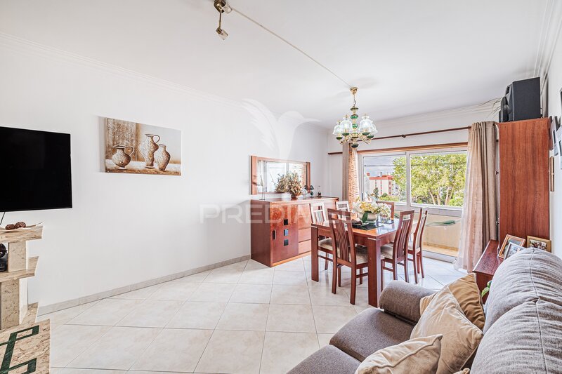 Apartamento T3 Sintra - arrecadação, equipado
