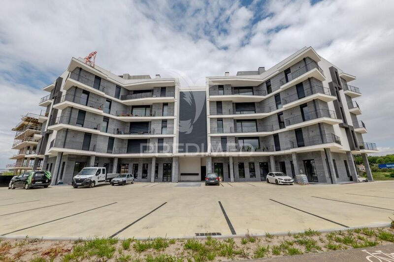 Apartment T3 Modern in the center Mangualde - radiant floor, lots of natural light, balcony
