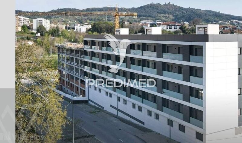 Apartment nieuw T2 Azurém Guimarães - balcony, balconies, air conditioning, garage, sound insulation, thermal insulation