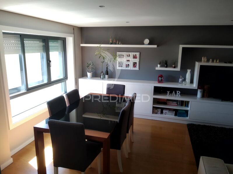 Apartamento Moderno em bom estado T3 Matosinhos - equipado, jardim, lugar de garagem, arrecadação