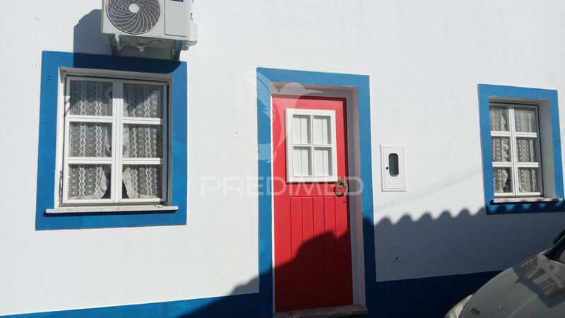 House 2 bedrooms Refurbished in the center Montargil Ponte de Sor - equipped kitchen, fireplace, air conditioning