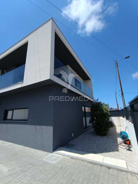House V4 Isolated Gafanha da Nazaré Ílhavo - garage, alarm, solar panels, swimming pool, air conditioning