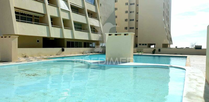 Apartamento T0 Portimão - lugar de garagem, piscina, ar condicionado