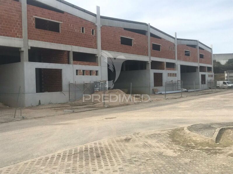 склады индустриальный в индустриальной зоне Arruda dos Vinhos