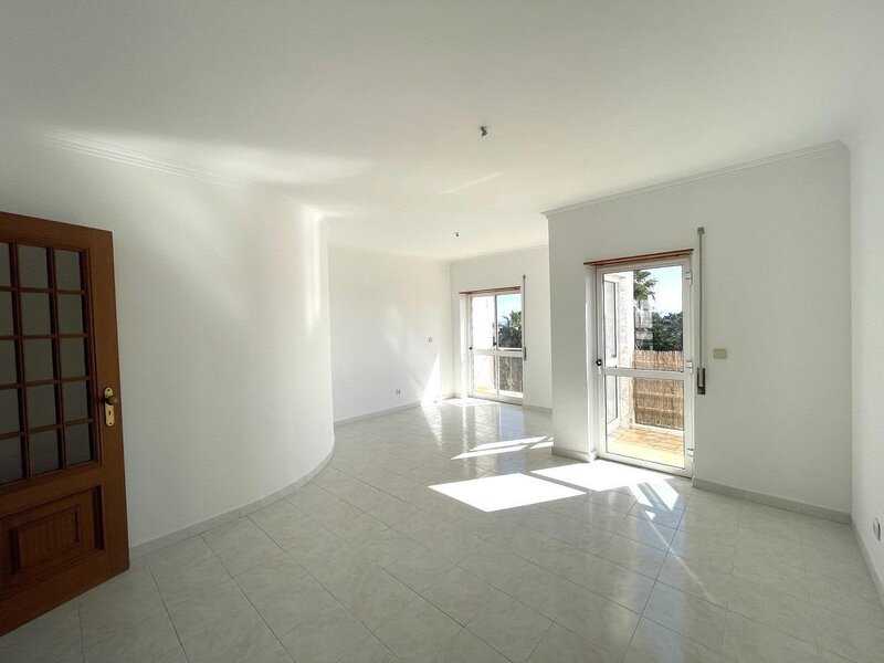 Apartamento T3 em Almada