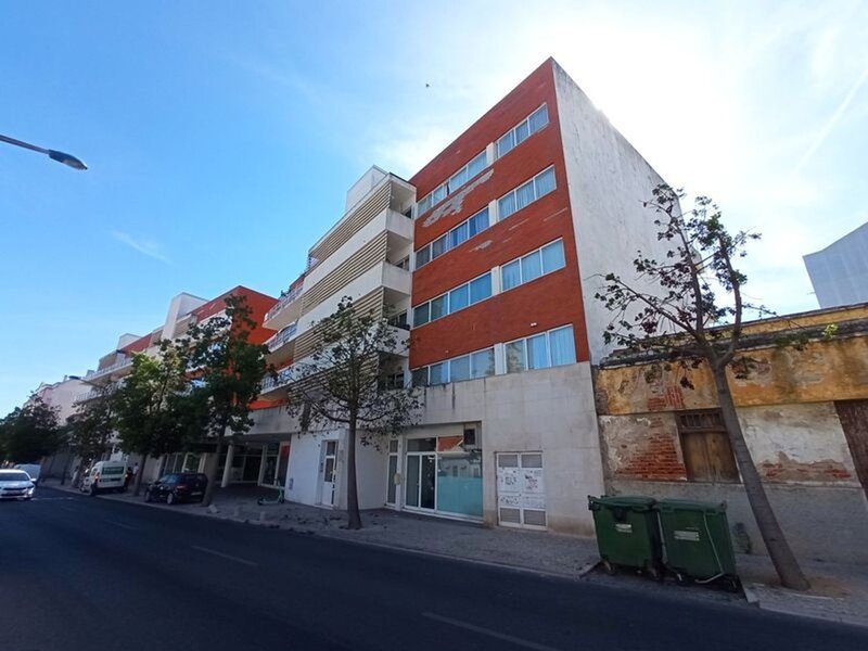 Apartamento T1 Paço de Sousa Penafiel - varanda, 2º andar, parqueamento