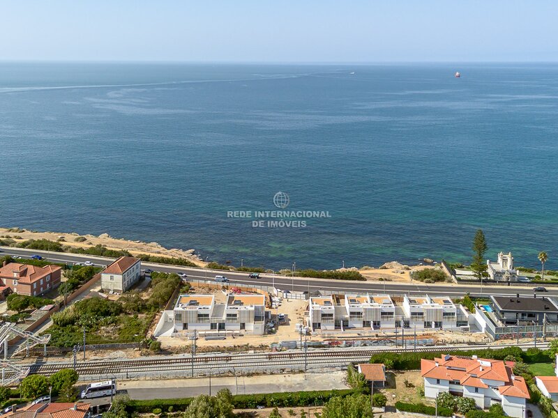 House 3 bedrooms São Pedro do Estoril (estoril) Cascais - terraces, equipped, garden