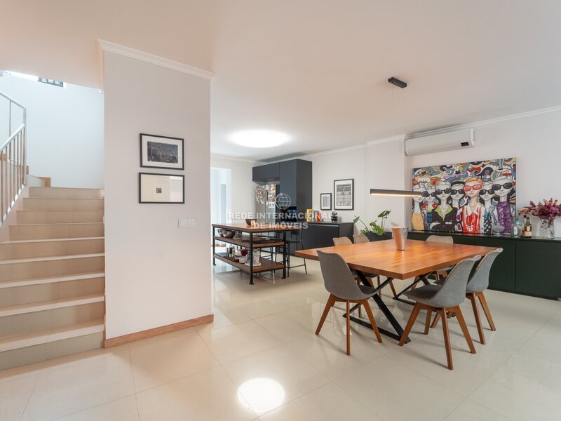 House 4 bedrooms Renovated Mercado Matosinhos