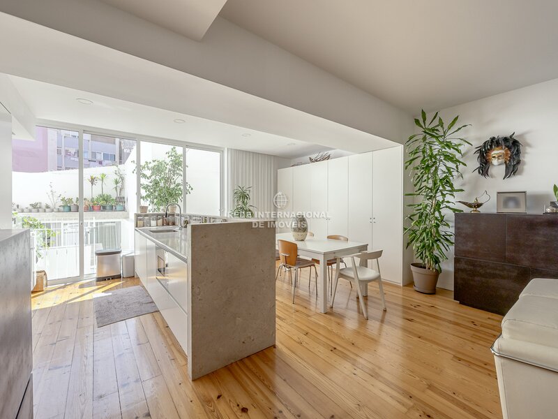 Appartement T3+1 Avenidas Novas (são Sebastião da Pedreira) Lisboa - terrasse, jardin, beaucoup de lumière naturelle, équipé