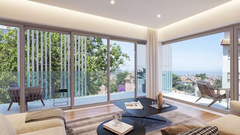 Apartamento novo T3 São João do Estoril Cascais - arrecadação, muita luz natural, varandas, parqueamento, sótão