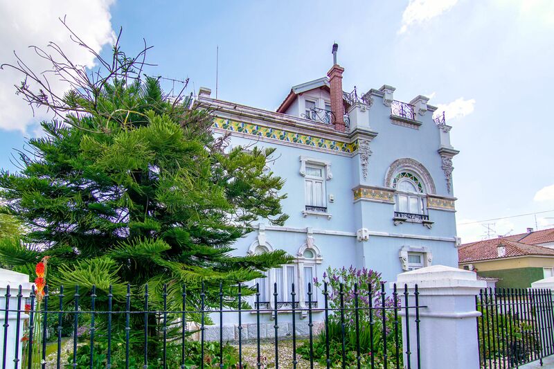 House Old well located 6 bedrooms Estremoz - attic, garage, garden, store room