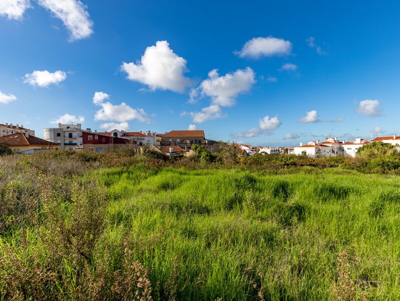 Terreno Urbano com 9920m2 Mafra - excelentes acessos, viabilidade de construção