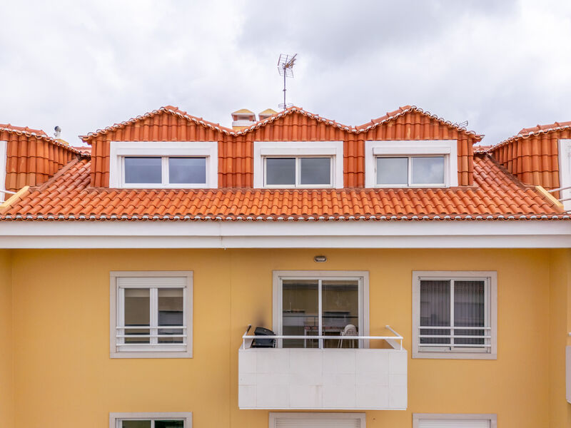 Apartment Duplex in the center 4 bedrooms Mafra - kitchen, swimming pool, central heating, parking lot, store room