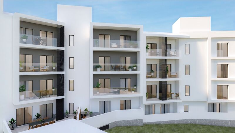 апартаменты новые в центре T2 Mafra - экипирован, система кондиционирования, веранда, парковка, солнечные панели