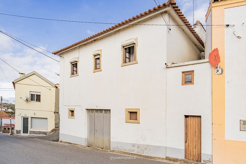 House Typical to renew V2 Mafra - garage, terrace