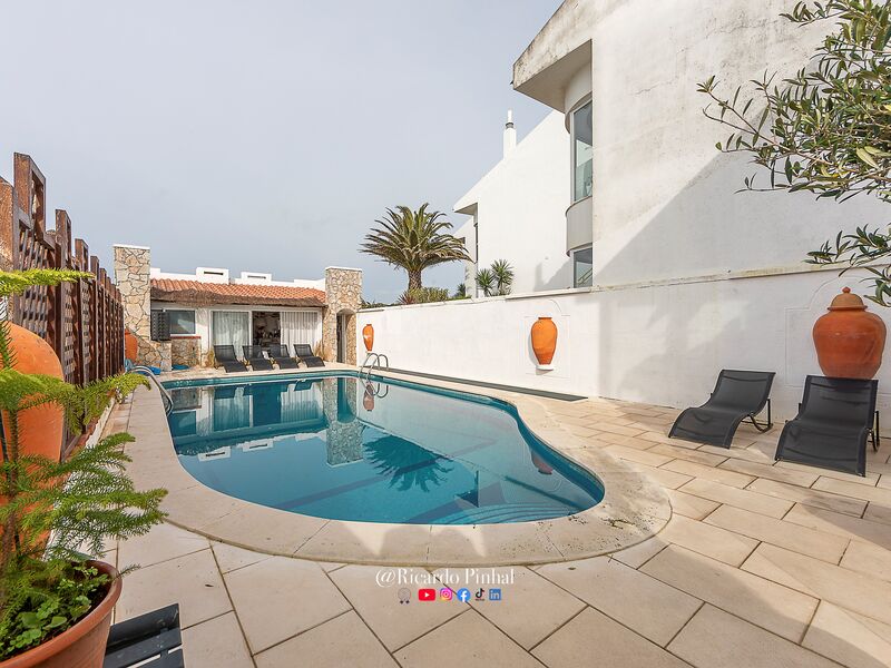 House V5 Ericeira Mafra - gardens, attic, swimming pool, equipped kitchen, garage, barbecue, terrace, sea view