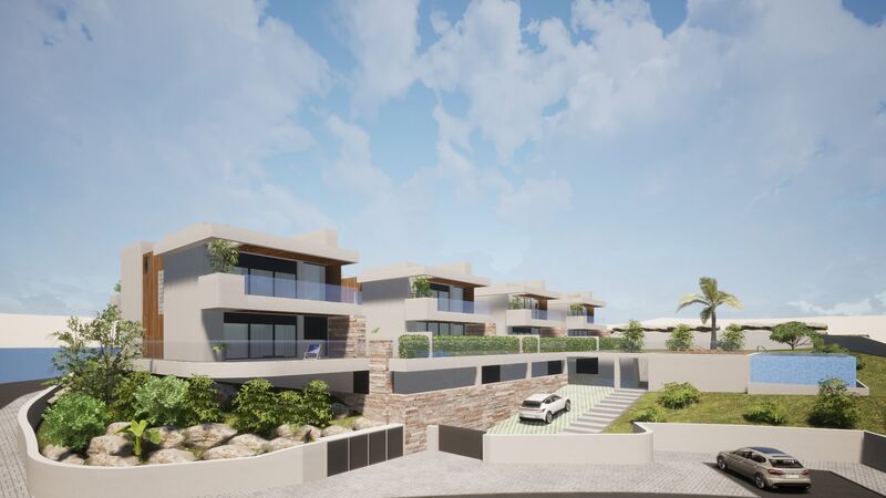 Moradia nova V3 Ericeira Mafra - varandas, painéis solares, piscina, jardim, terraços, ar condicionado, cozinha equipada