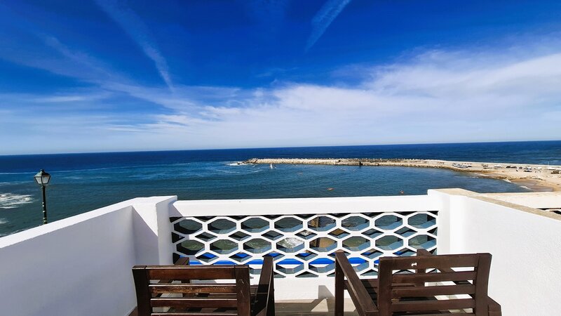 Arrenda apartamento T1+1 - Ericeira, A Casa das Casas